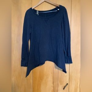 Lululemon Size 6 navy long sleeve